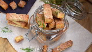 Гренки с крабово-креветочной пастой