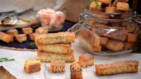 гренки с крабово-креветочной пастой