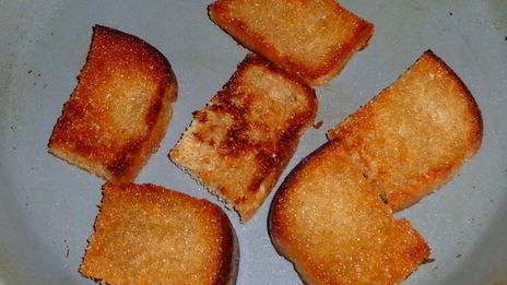 гренки с курицей и чесноком