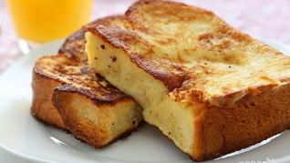 Гренки с молоком и яйцом