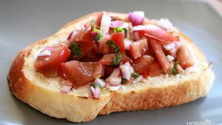 Гренки с помидорами и сыром