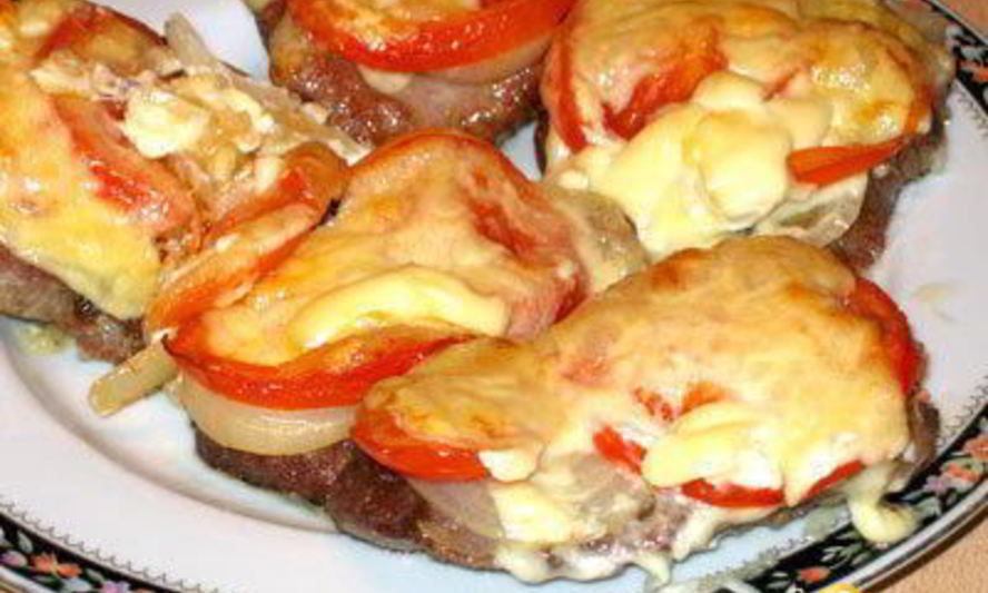 Рецепт гренков с сайрой