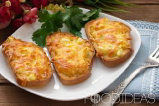 Гренки с сыром в духовке