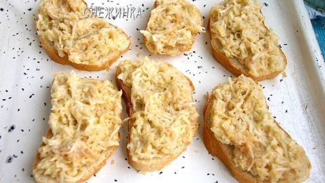 гренки сахарные, сырные и запеченные с яблоками