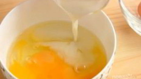 сладкие рулетики-гренки по-французски