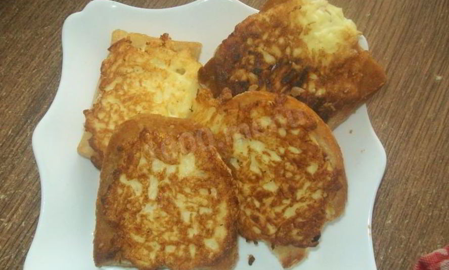 Рецепт сырных гренков с сыром и чесноком