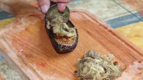 баклажанная икра в духовке