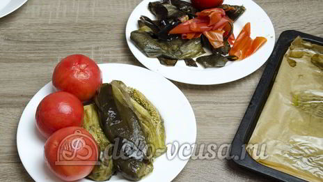 икра из баклажанов со свежими помидорами