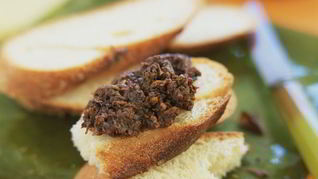 Икра из лисичек и овощей