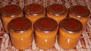 Кабачковая икра с соусом