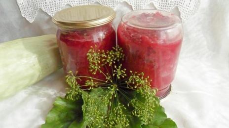 кабачковая икра со свеклой