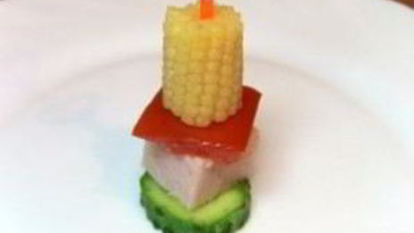 канапе из мяса и овощей