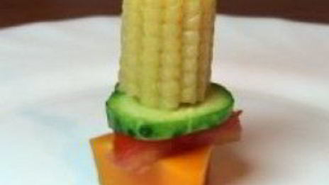 канапе из мяса и овощей