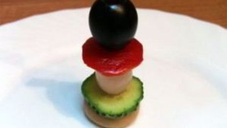 канапе из мяса и овощей