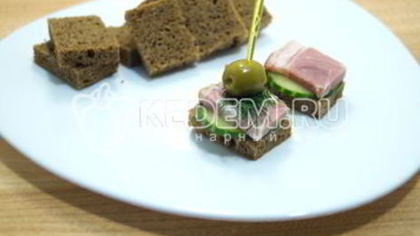 канапе с бужениной