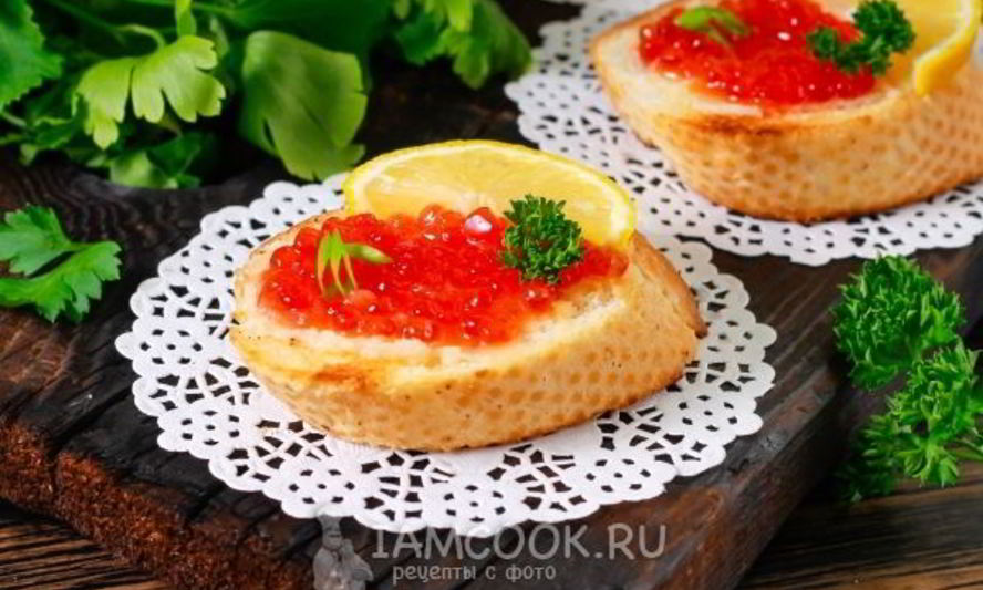Рецепт канапе с красной икрой
