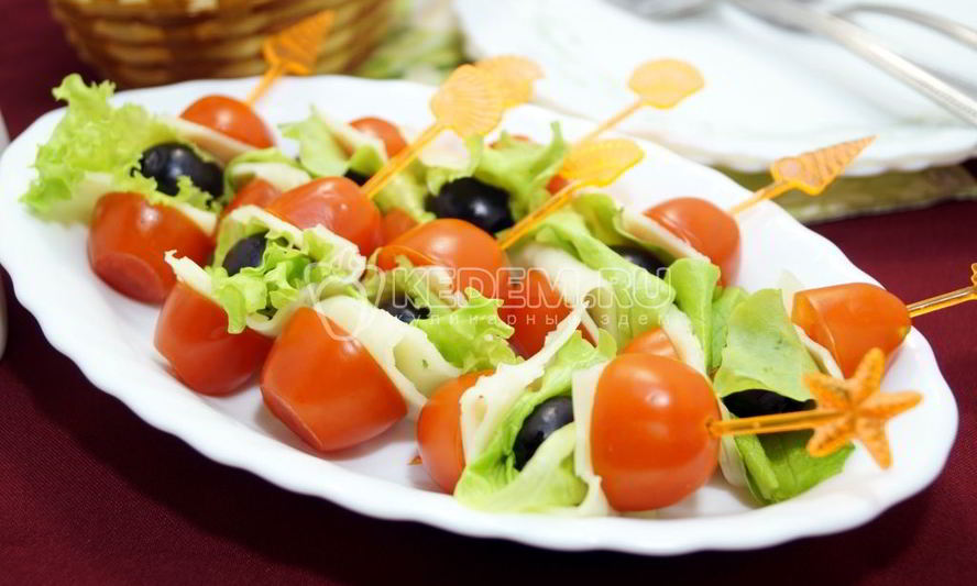 Рецепт канапе с помидорами черри