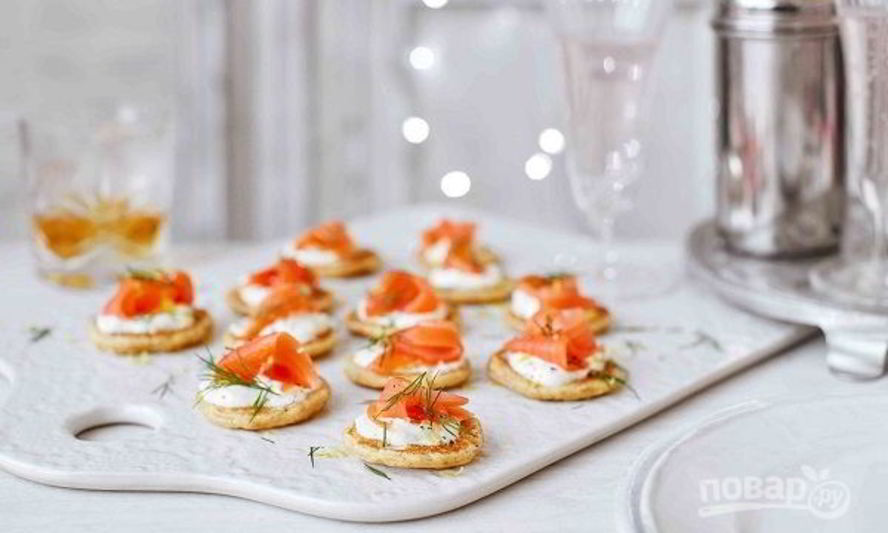 Рецепт новогодних канапе с семгой