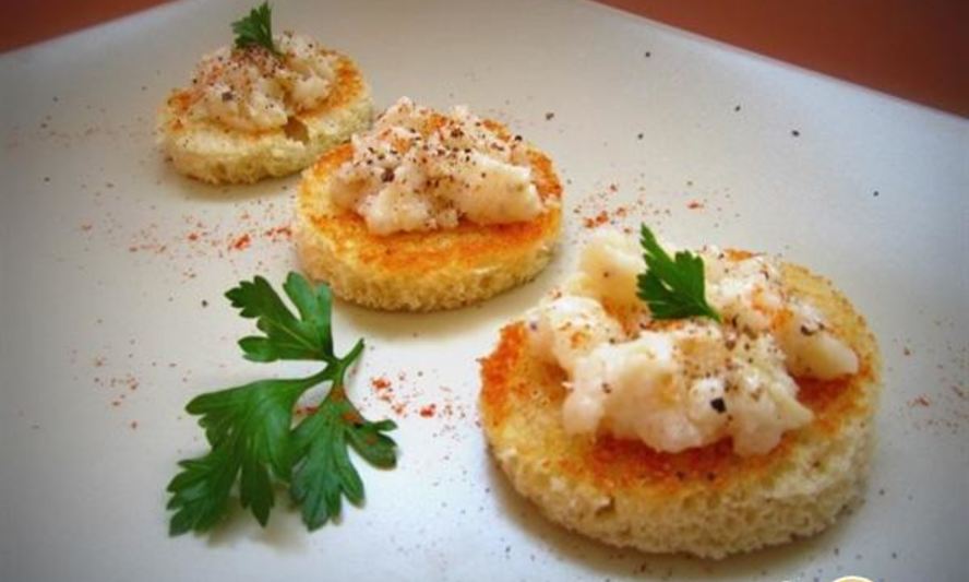 Рецепт закусочных канапе по мотивам украинской кухни