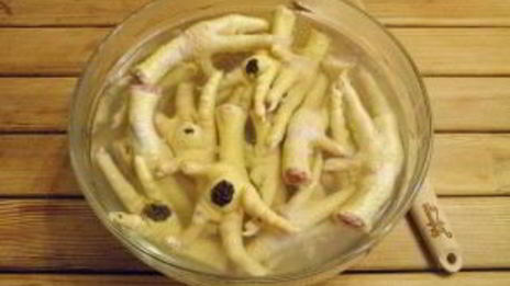 холодец из куриных лапок