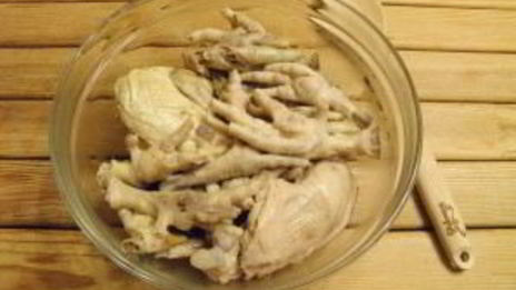 холодец из куриных лапок