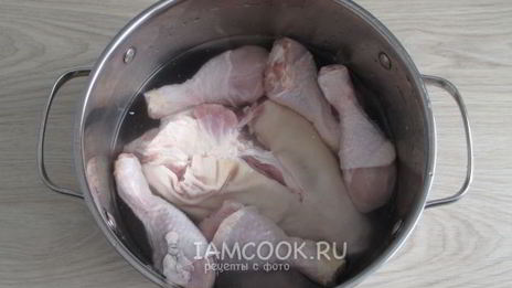 холодец из свиной рульки и курицы