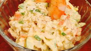 Коктейль из креветок с огурцом