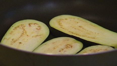 корзинки из баклажанов с телятиной