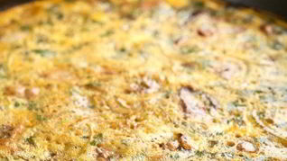 Фриттата с молодым картофелем и мятой