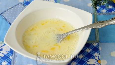 омлет с горбушей в духовке в горшочке