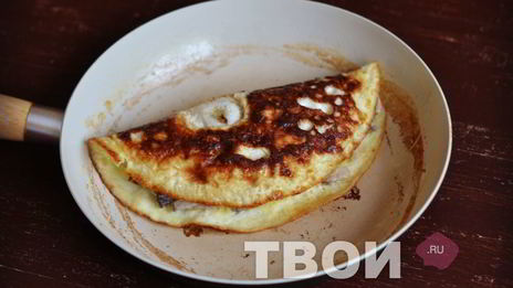 омлет с грибами