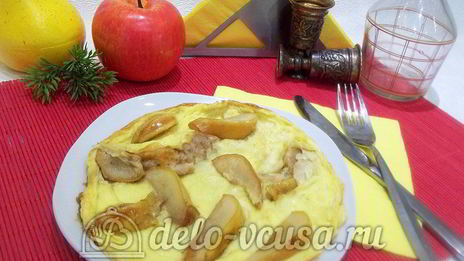 омлет с грушей