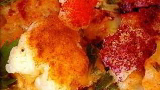 Омлет с колбасой и цветной капустой