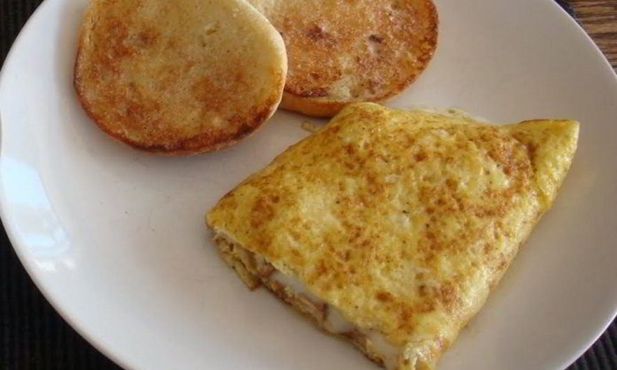 Рецепт омлета с куриным филе