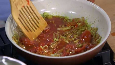 омлет с помидорами и цветной капустой