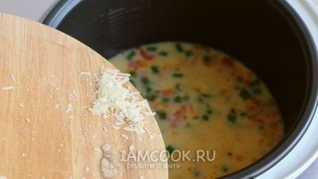 омлет с помидорами в мультиварке