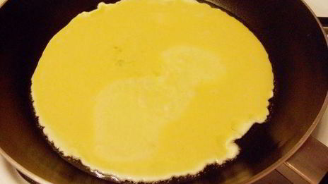 омурайсу , японский омлет с начинкой