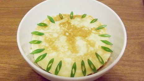 омурайсу , японский омлет с начинкой