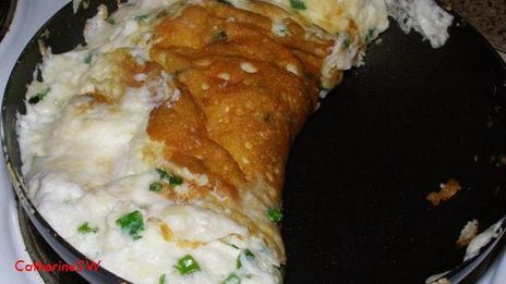 пышный омлет-суфле с тремя видами сыра