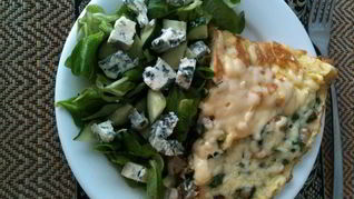 Субботний завтрак — омлет с начинкой