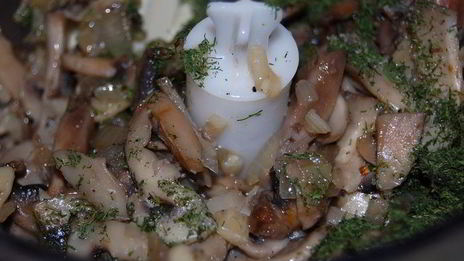 нежный паштет из куриной печени с грибами