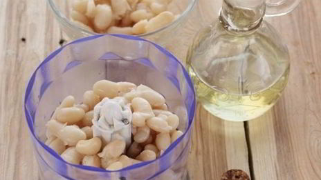 паштет из белой фасоли