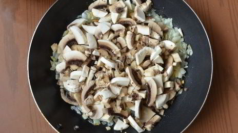 паштет из фасоли, грибов и тофу