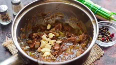 паштет из говяжьей тушенки