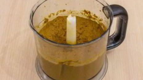 паштет из куриной печени с паприкой и яйцами