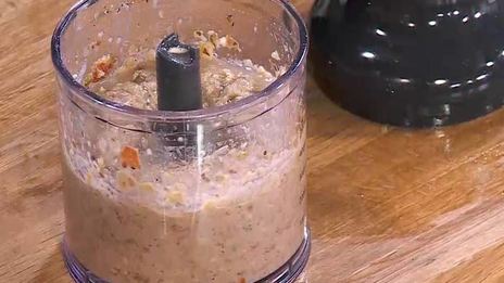 паштет из маша на хрустящих гренках