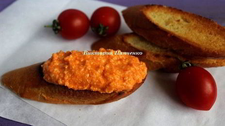 паштет из сыра и томатов