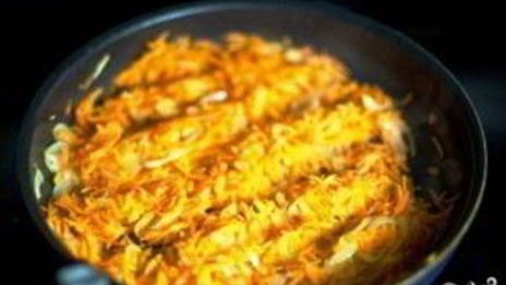 печеночный торт с морковью и луком