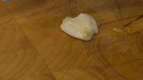 пенне с баклажанами, помидорами и сулугуни