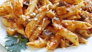 Пенне с баклажановым соусом